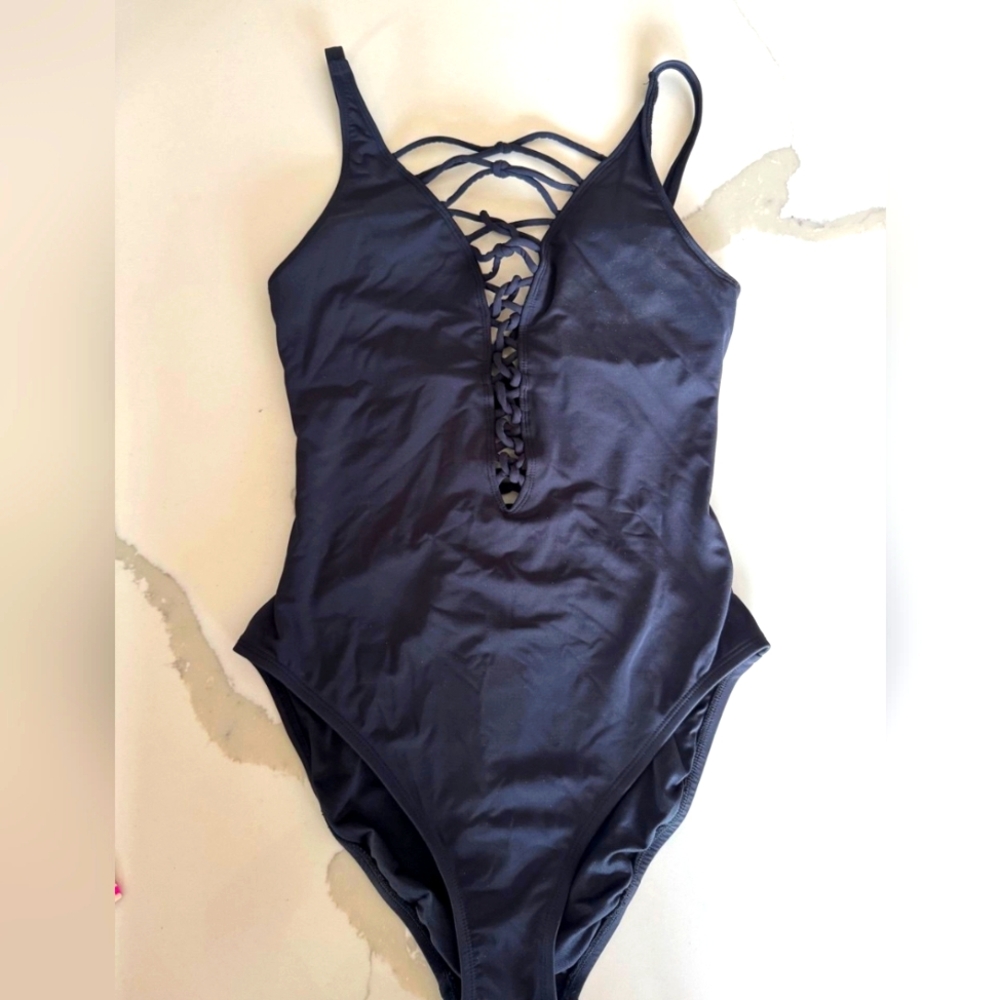 Bathing suit
